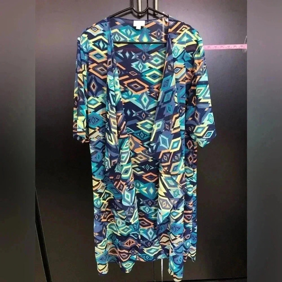 LuLaRoe Kimono/duster/cardigan/beach cover up,sheer,lightweight multicolor print - Picture 1 of 6